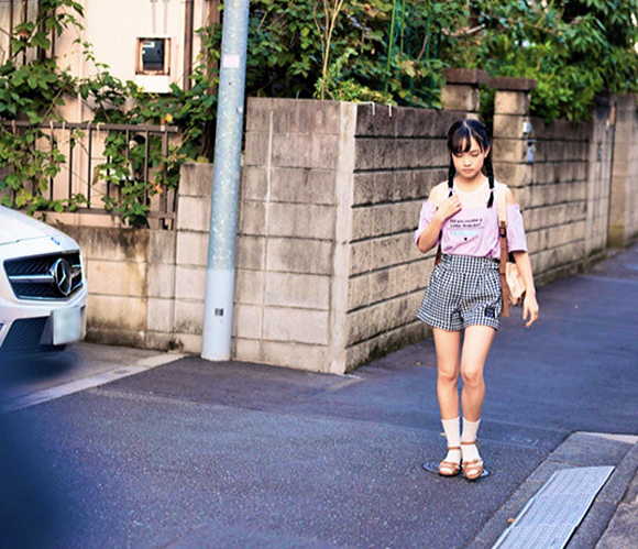 女子高生