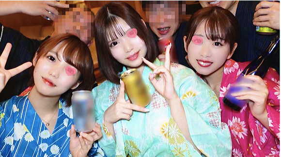 女子大生