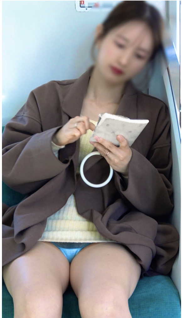 パンチラ