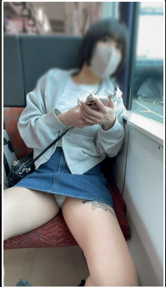 女子大生