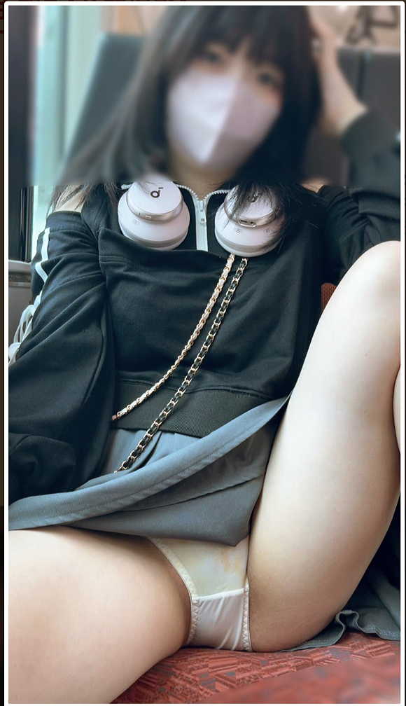 女子大生