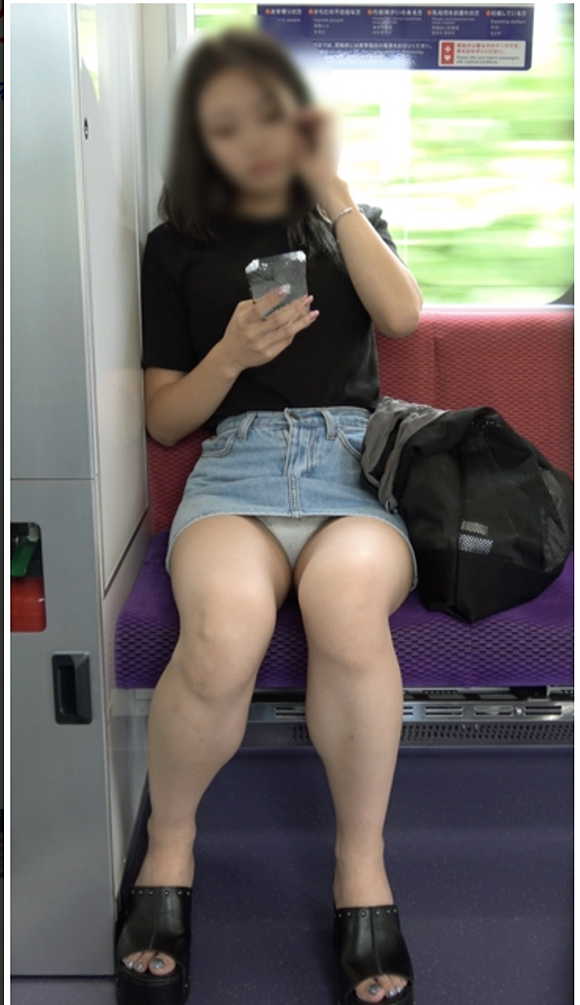 女子大生