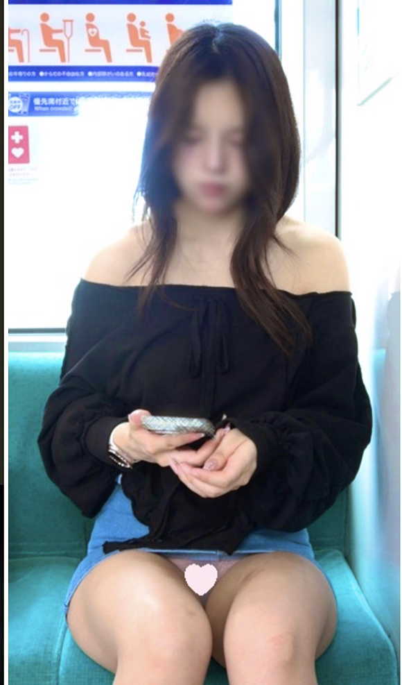 パンチラ