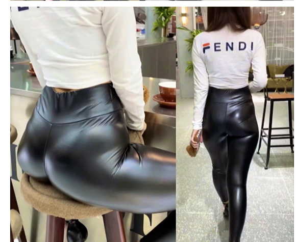 パンチラ