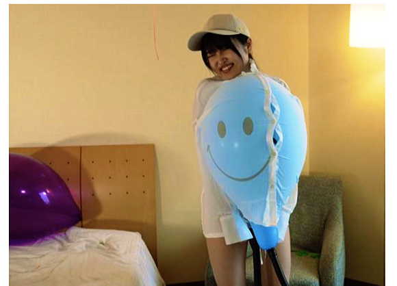 女子大生