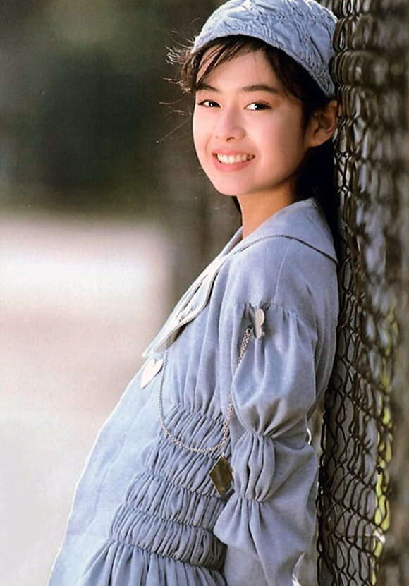 後藤久美子さんおっぱい04