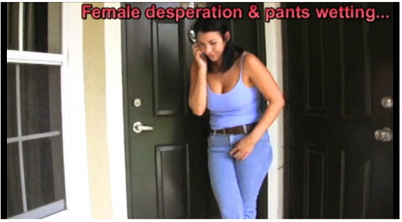 【着衣お漏らし】『ケナ・バレンティーナは彼女のジーンズにおしっこします』他【動画】